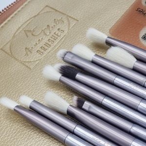 eye essential brush set - Anne clutz